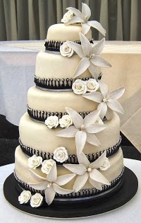 Marys Wedding Cakes 1092119 Image 8